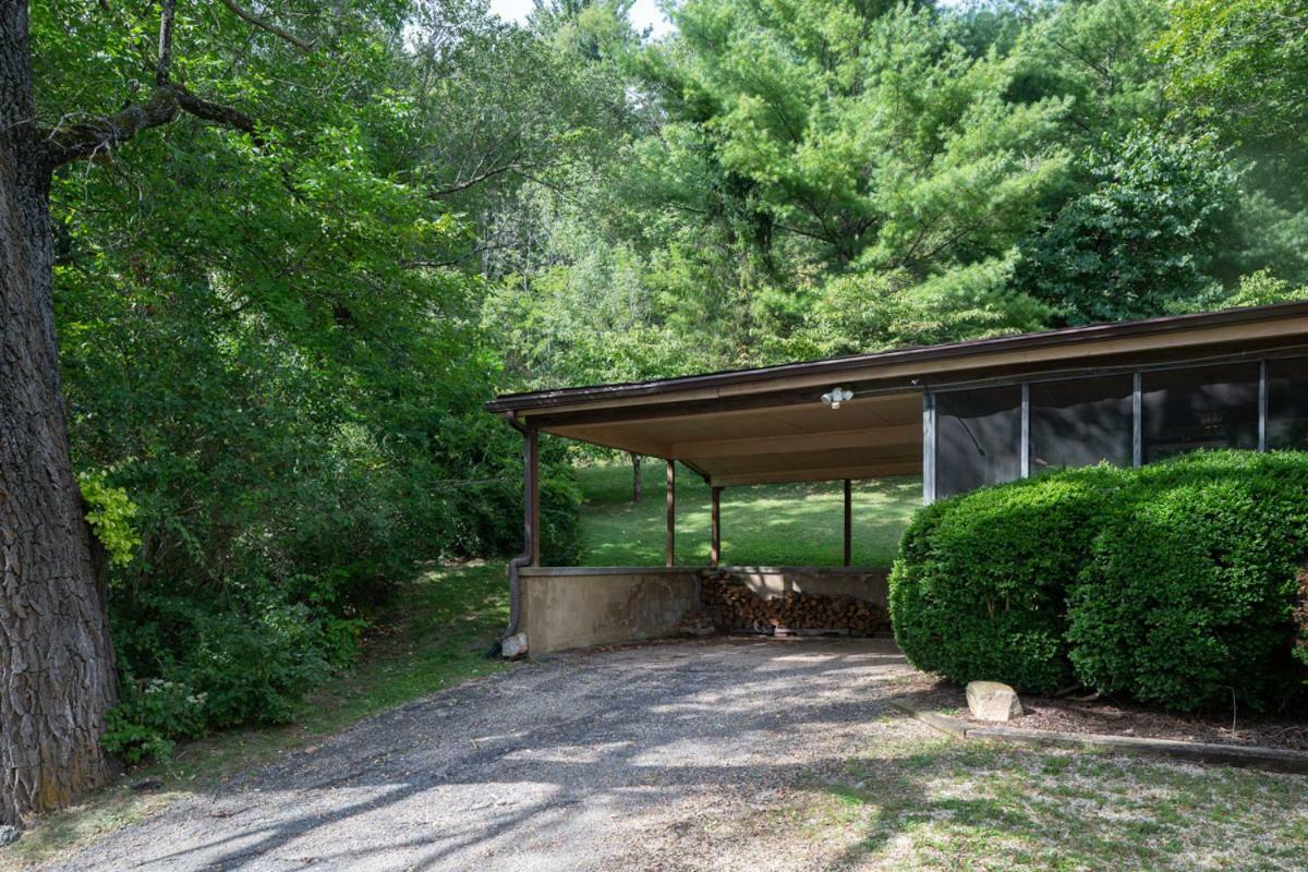 Anastasia Villa Hot Springs Exterior photo