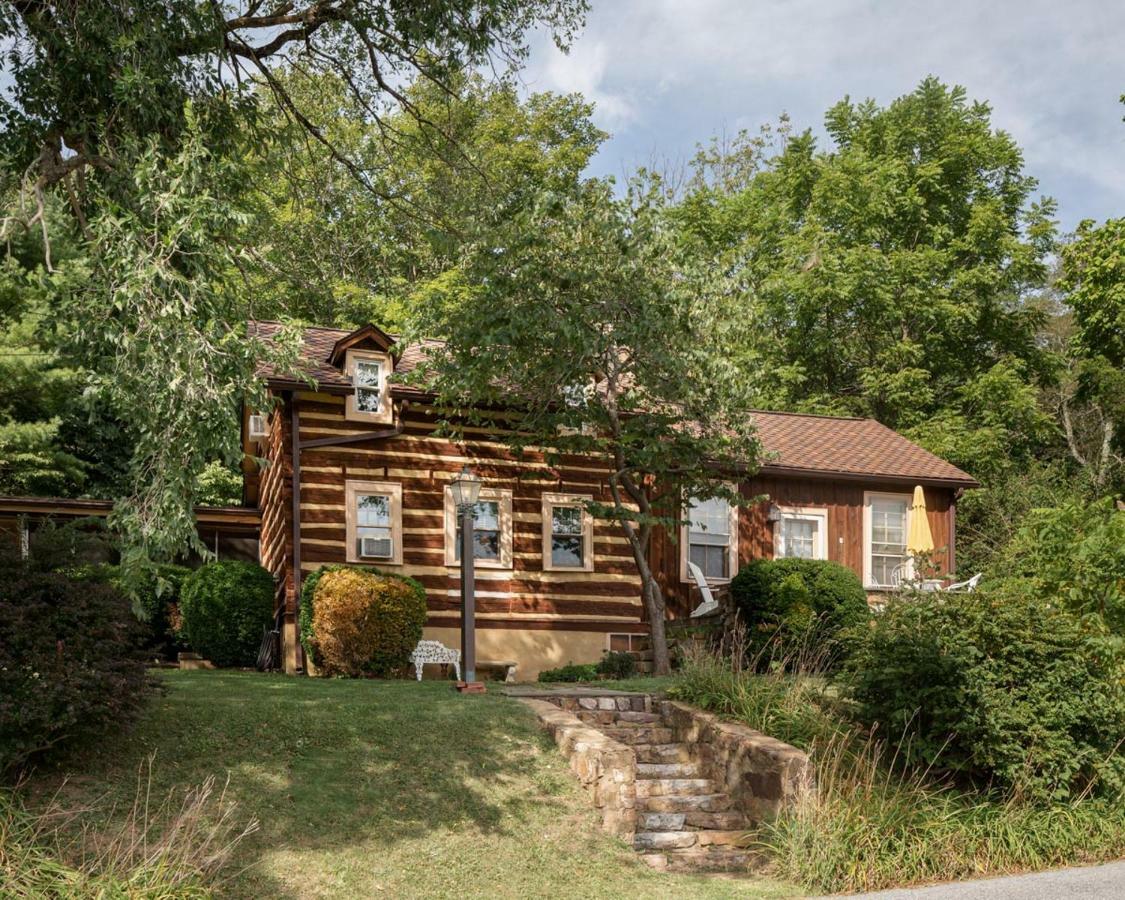 Anastasia Villa Hot Springs Exterior photo