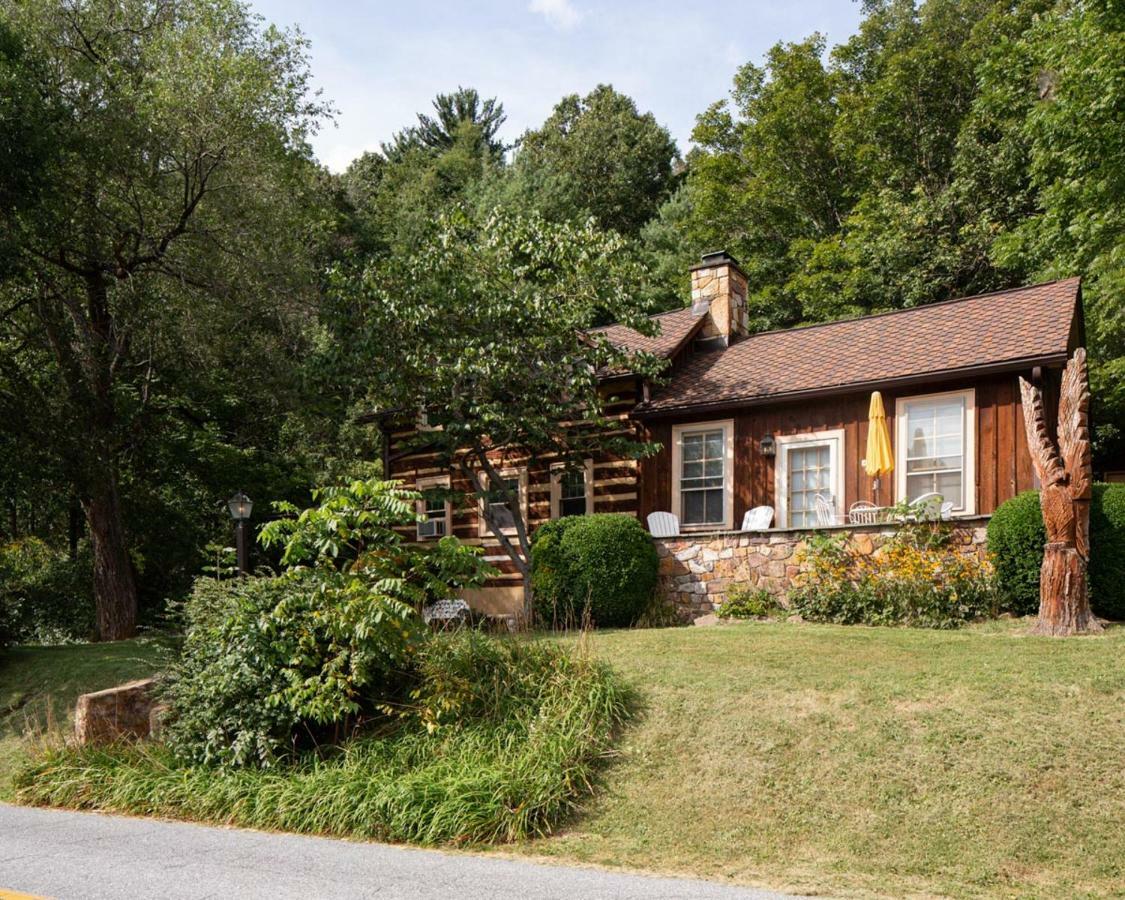 Anastasia Villa Hot Springs Exterior photo